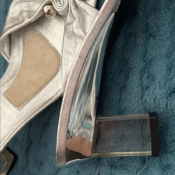 Charles Jourdan Silver Knot Heels - Picture 3 of 5